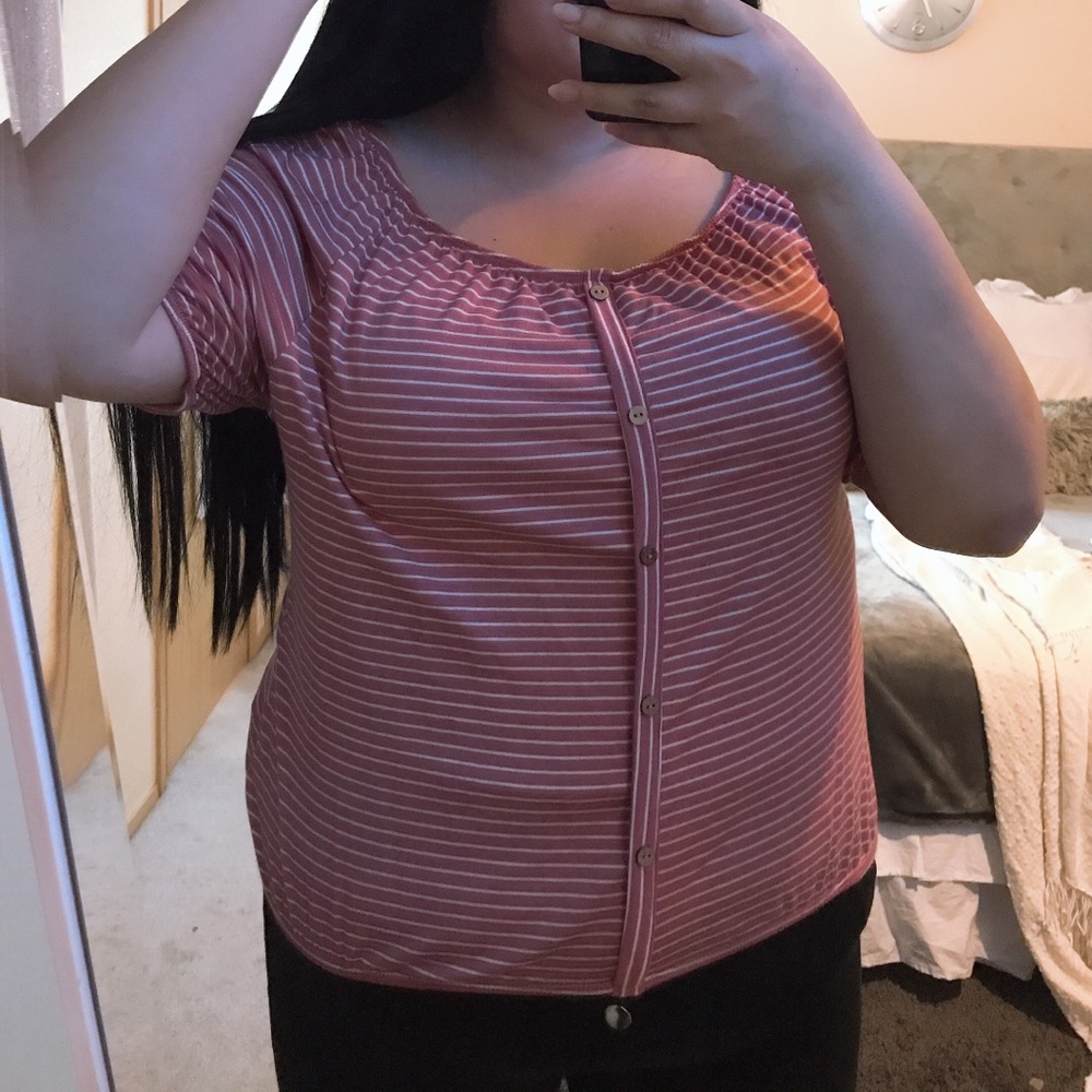 Plus size pink top